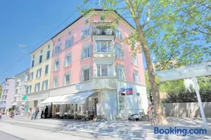 Image of EXECUTIVE 3BR near Opera - PABS 4