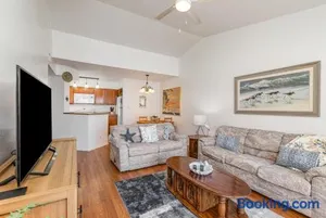 Image of Cozy Beachside Hideaway - BC104