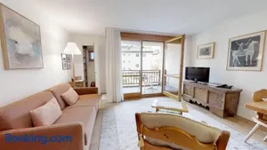 Image of Flurina 42