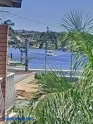 Image of Sunsetcourt Budget holiday apartments surfers paradise