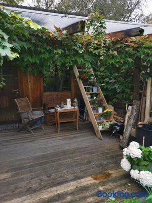 Image of Atelier & Gardenhouse Glamping