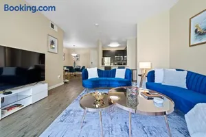 Image of Venice Marina Pool and Spa Luxury Condo