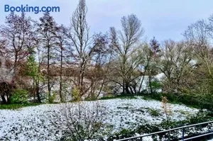 Image of RIVER VIEW near FRANKFURT -- 3 Zimmer -- 4 Betten und 1 Größe Schlafcouch