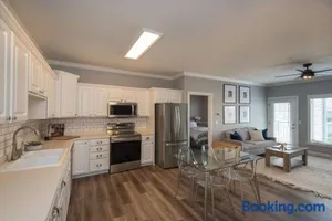 Image of come & stay awhile