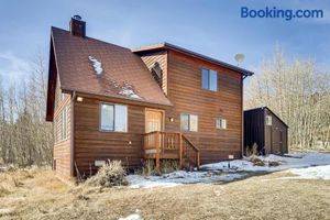 Image of Lovely and Comfy Cabin Surrounded by Aspens and Wildlife - Aspen Acres