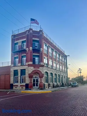 Image of Bois D'arc Hall