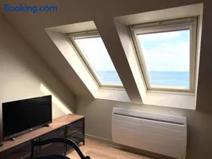 Image of Appartement dernier étage avec vue mer à Perros-Guirec, plage de Trestraou - FR-1-368-130