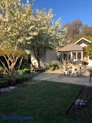 Image of Cottage on Gray - Wangaratta