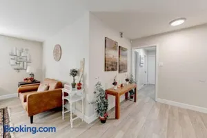 Image of Amazing House*relax and unwind*5 min to hospitals