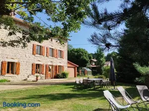 Image of Gîte confortable en Auvergne proche de randonnées - FR-1-582-346