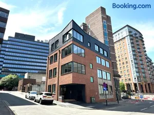 Image of 123 Queen Street - Home Crowd Luxury Apartments