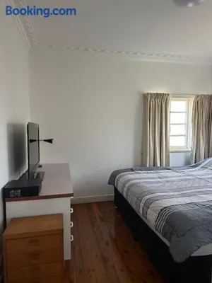 Image of Sharing house with small family
