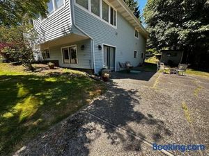 Image of Furnished Basement Apartment