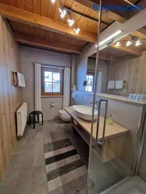 Image of Hubertus Lodge