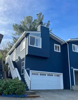 Image of Bright Pacifica Townhouse