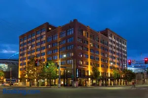 Image of Silver Cloud Hotel - Seattle Stadium