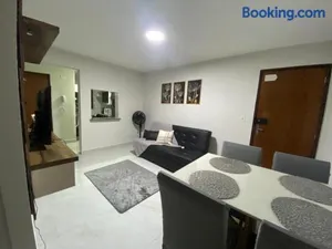 Image of Apartamento com Dois Quartos Climatizados e Com Cozinha Equipada
