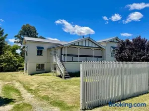 Image of MAGNOLIA HOUSE ON THE CREEK - STANTHORPE
