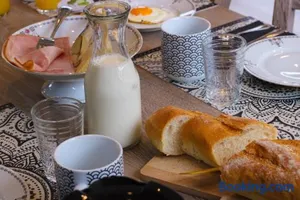 Image of La petite maison dans la cour