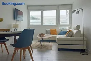 Image of Beau T3 à 5 min du Grand Stade avec parking gratuit