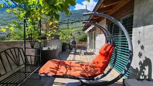 Image of Chez Pewee, beau duplex en ville, parc privé