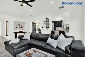 Image of Cozy Parkside Home