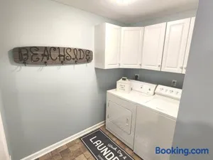 Image of Bobby's Beach Bungalow