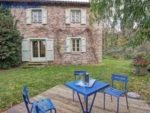 Image of Gîte indépendant 8p, cheminée, animaux acceptés, nature paisible - FR-1-496-10