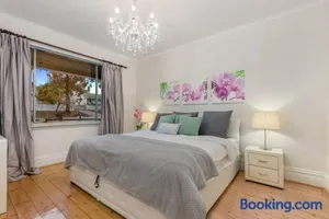 Image of Luxury Home Away From Home in Heart Bendigo's CBD