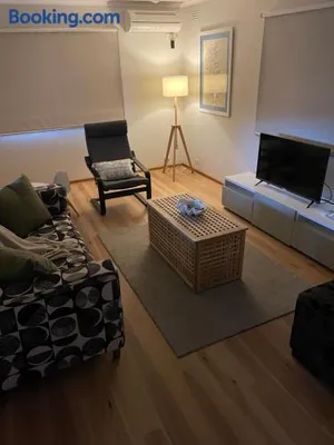 Image of Daisy House - Whittington - 10 minutes to central Geelong