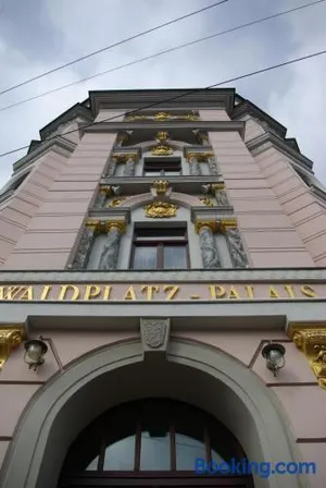 Image of Apartments in der Jahnallee 20 Waldplatzpalais