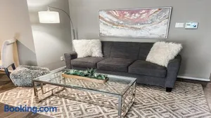 Image of Charming 1BR Oasis, Private Patio & Resort Pool