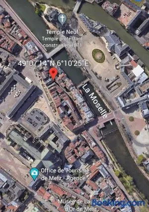 Image of **** Les Roches ****