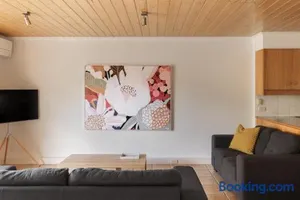 Image of Cora Lynn - Apartment 3