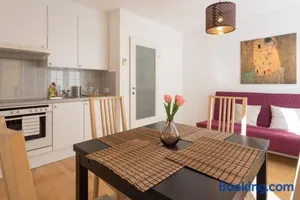 Image of Bright Apartment in Hip & High Quality Neighborhood