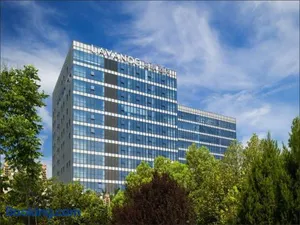 Image of Lavande Hotel Nanjing south railway station Dinghe Bridge