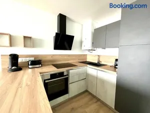 Image of Appartement refait à neuf - Superbe vue Grande Plage des Sables - 2 pers