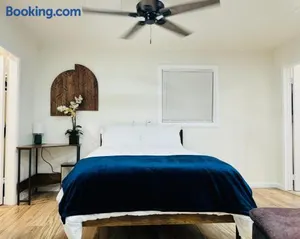 Image of Contemporary Studio Near Mojave Aerospace Airport