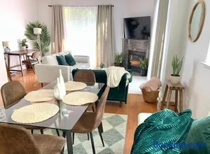 Image of Stylish 2bd/2ba condo 4 miles from Six Flags!