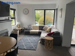 Image of Little White House on Ecclestone, Riverside