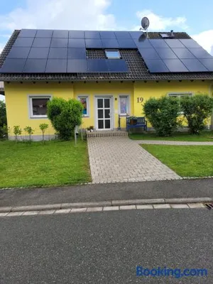 Image of Gelbes Haus Heldritt