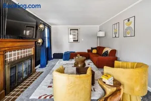 Image of Eclectic 4Bed with BBQ-Firepit-Games-secretGarden & 7 mile to Downtown