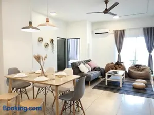 Image of Subang City Residence, Spacious Home with Balcony, Walking Distance to Summit, 5min to Sunway