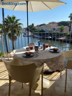 Image of PCOGPETS Appartement avec belle vue Marina et piscine à Port-Cogolin