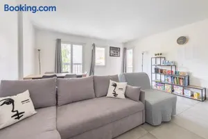 Image of Appartement proche Disneyland & Paris - 20 minutes - proche gare RER