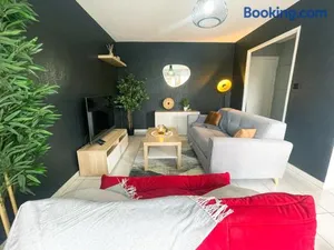 Image of RedLounge