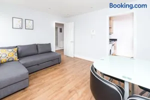 Image of Camden Apartment E/Apartment