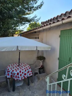 Image of STUDIO INDEPENDANT AUBAGNE proche AIX CASSIS LA CIOTAT MARSEILLE