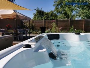 Image of Le pavillon de l'herboriste 14p jacuzzi jardin
