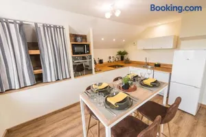 Image of Le Milan Royal - Montmin